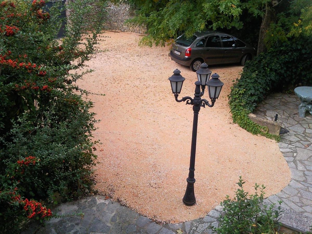 Cornillon - Oase In Suedfrankreich Lägenhet Exteriör bild